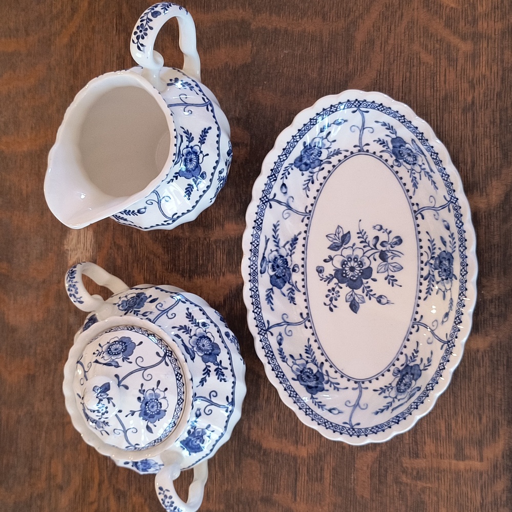 Johnson Bros Ironstone 4 Piece Set - Picture 3 of 16